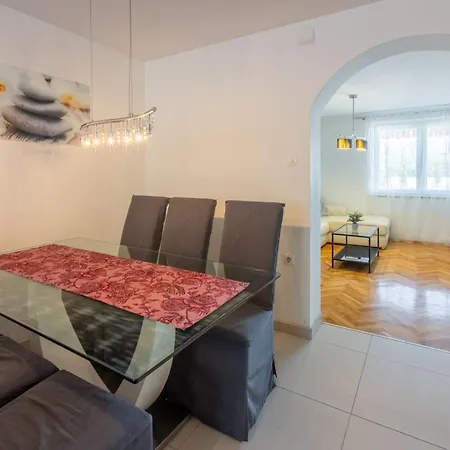 Appartement Sea View 1 Prizemlje - Hr-08682-05 By Interhome Crikvenica